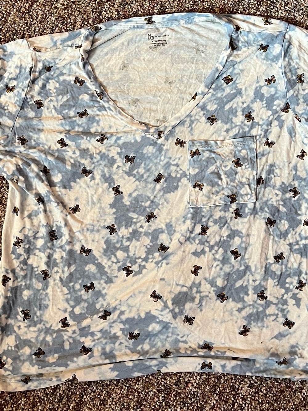 No Boundaries Light Blue and White Tie-Dye V-Neck Tee with Butterfly Print